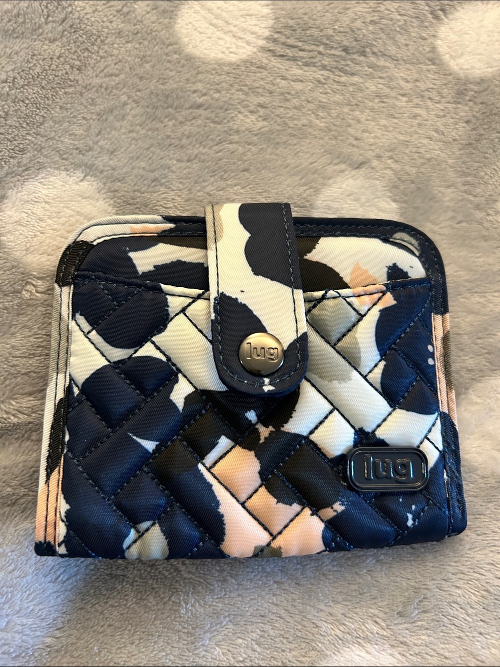 Lug Minuet Wallet (Floral Multi)